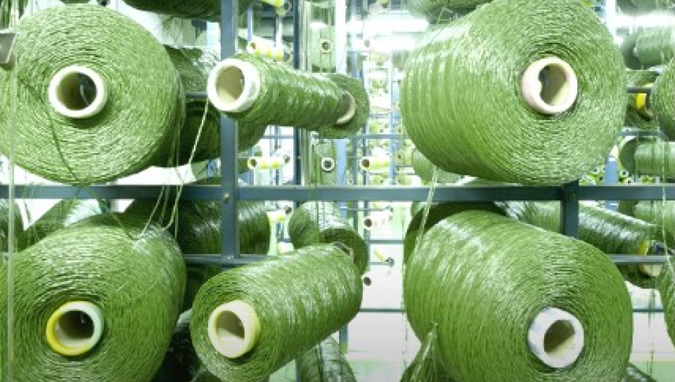KOLON GLOTECH | عالي الجودة عملية الإنتاج التكنولوجيا: عشب صناعي صديق للبيئة عملية التصنيع