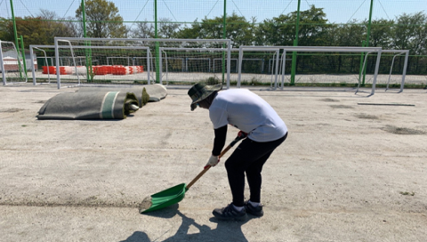 KOLON GLOTECH | Turf recycling Cleaning up after work